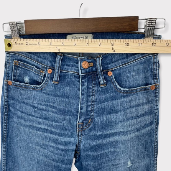 Madewell 9" High Rise Rip and Repair Skinny Jeans in Allegra Wash - Picture 5 of 8